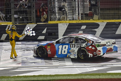 1. Kyle Busch, Joe Gibbs Racing, Toyota Camry M&M's Red White & Blue