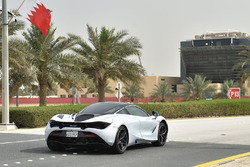 Автомобиль McLaren