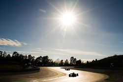 Kimi Raikkonen, Ferrari SF71H, Valtteri Bottas, Mercedes AMG F1 W09