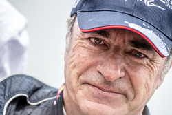Переможець у категорії позашляховиків Карлос Сайнс, Peugeot Sport