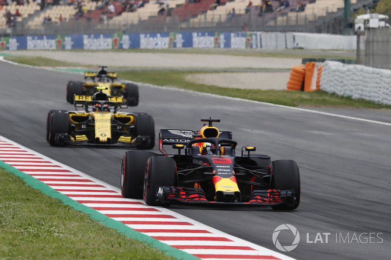 Даніель Ріккардо, Red Bull Racing RB14, Карлос Сайнс-мол., Renault Sport F1 Team R.S. 18.