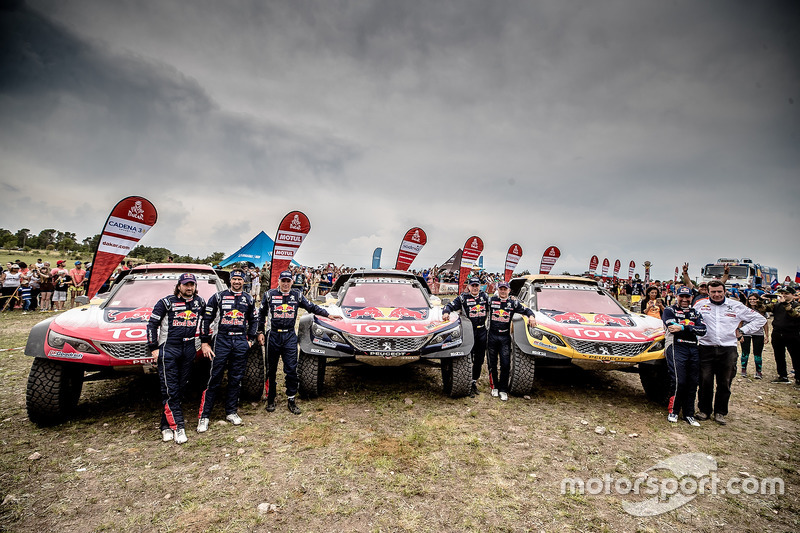 Стефан Петрансель, Карлос Сайнс, Сіріль Депре, Peugeot Sport