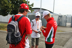 Мік Шумахер, Prema Powerteam дає автографи вболівальникам