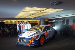 Hayden Paddon, Dani Sordo, Thierry Neuville, Hyundai Motorsport onthullen de 2017 Hyundai i20 Coupe