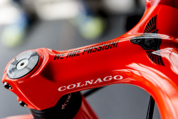 Dettaglio della bici Orange1 by Colnago dedicata alla 24 Ore di Spa