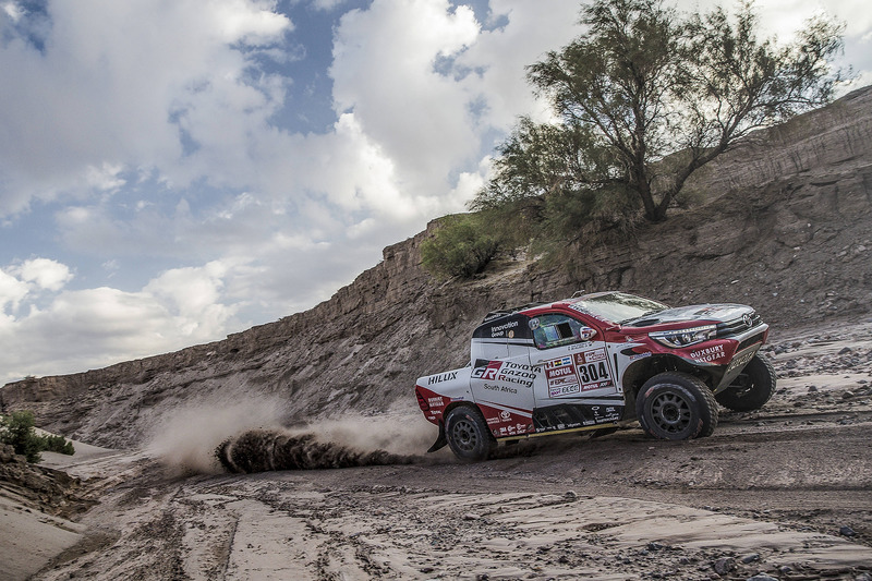 #304 Toyota Gazoo Racing Toyota Hilux: Жінель де Вільєр, Дірк фон