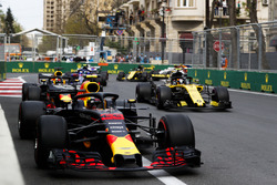 Карлос Сайнс-мол., Renault Sport F1 Team R.S. 18, Макс Ферстаппен, Red Bull Racing RB14