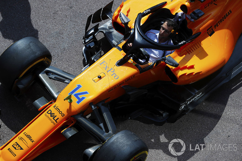 Fernando Alonso'nun aracı, McLaren MCL33
