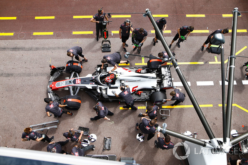 16. Kevin Magnussen, Haas F1 Team VF-18