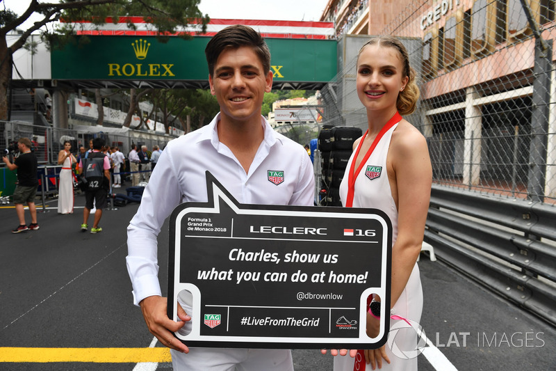 Chicos y Chicas de la parrilla TAG Heuer