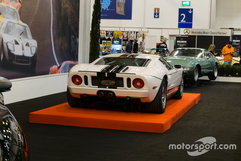 Ford GT