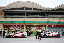 #7 Toyota Gazoo Racing Toyota TS050-Hybrid: Тома Лоран, Майк Конвей, #8 Toyota Gazoo Racing Toyota T