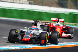 Romain Grosjean, Haas F1 Team VF-16