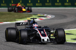 Romain Grosjean, Haas F1 Team Team VF-17