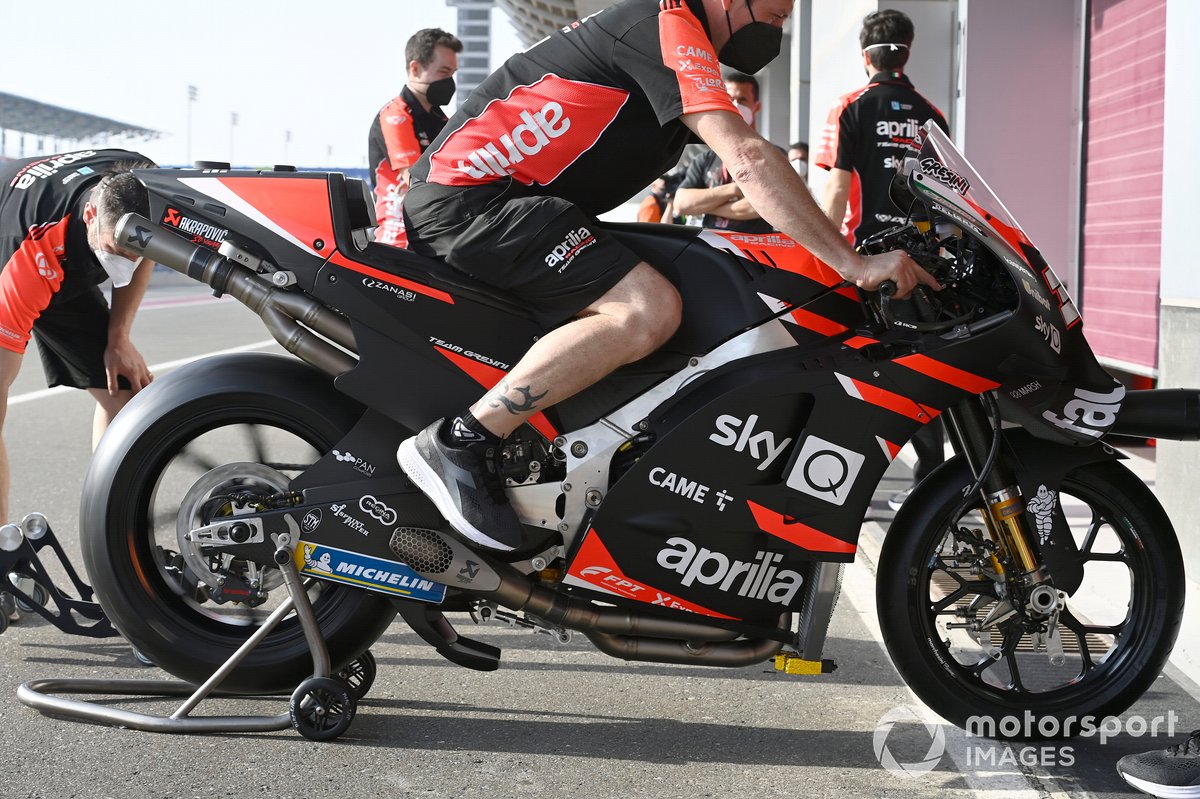 Detail van de motor van Aprilia Racing Team Gresini