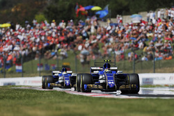 Pascal Wehrlein, Sauber C36-Ferrari, Marcus Ericsson, Sauber C36