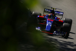 Карлос Сайнс-мол., Scuderia Toro Rosso STR12
