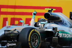 Winner Nico Rosberg, Mercedes AMG F1 Team W07 in parc ferme