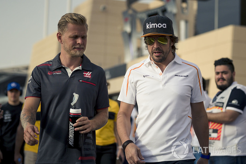 Кевін Магнуссен, Haas F1, Фернандо Алонсо, McLaren