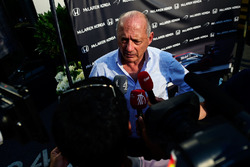 Ron Dennis, McLaren Executive Chairman with the media