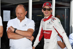 Charles Leclerc, Sauber celebrates with Frederic Vasseur, Sauber, Team Principal