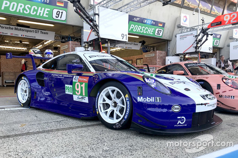 #91 Porsche GT Team Porsche 911 RSR con decoración especial.