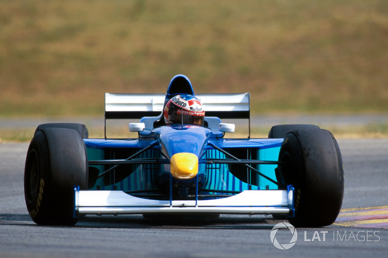 Michael Schumacher test de Sauber Petronas C16 om het Zwitserse team te helpen met de ontwikkeling