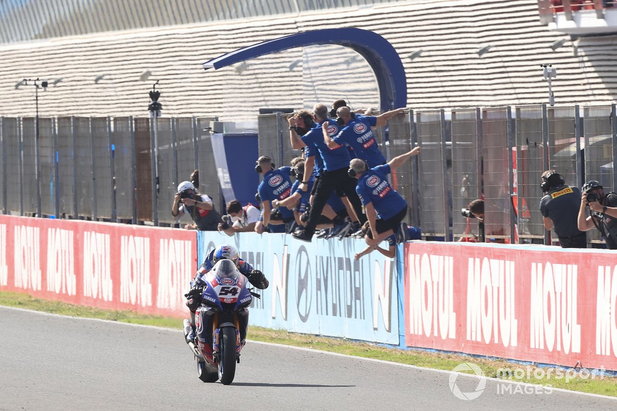 Toprak Razgatlioglu, PATA Yamaha WorldSBK Team takes the flag