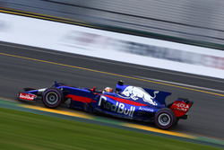 Даниил Квят, Scuderia Toro Rosso STR12