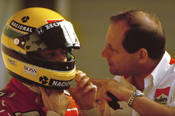 Ayrton Senna, McLaren Honda met McLaren teambaas Ron Dennis