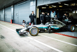 MotoGP-Champion Jorge Lorenzo im Mercedes AMG F1 W05