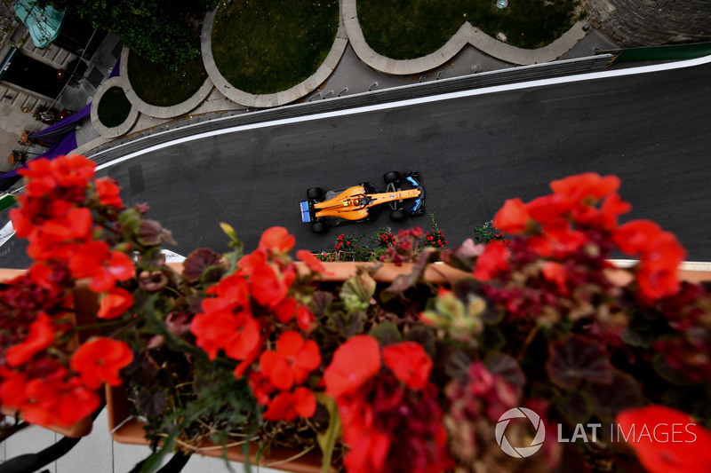 Stoffel Vandoorne, McLaren MCL33