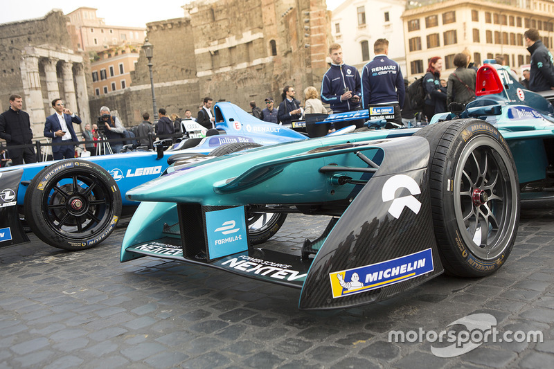 Coches de Fórmula E en Roma