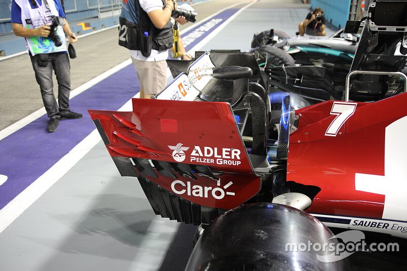 Alfa Romeo Racing C38, dettaglio della paratia laterale con i deviatori di flusso
