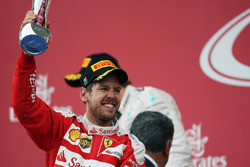 Sebastian Vettel, Ferrari, feiert Platz 2 auf dem Podium