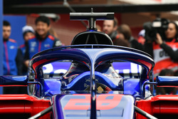 Система Halo на Scuderia Toro Rosso STR13