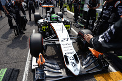 Nico Hulkenberg, Sahara Force India F1 VJM09 op de startopstelling