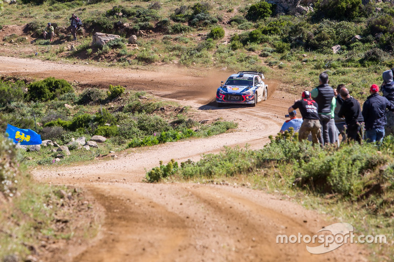Thierry Neuville, Nicolas Gilsoul, Hyundai Motorsport Hyundai i20 Coupe WRC