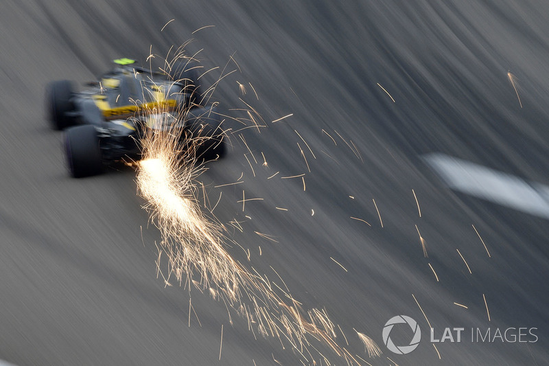 Карлос Сайнс-мол., Renault Sport F1 Team R.S. 18