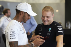 Lewis Hamilton, Mercedes AMG F1 ve Valtteri Bottas, Mercedes AMG F1