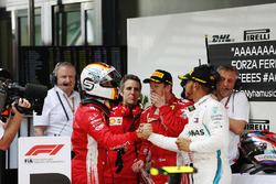 Podyum: Yarış galibi Sebastian Vettel, Ferrari, 2. Lewis Hamilton, Mercedes AMG F1, 3. Kimi Raikkonen, Ferrari