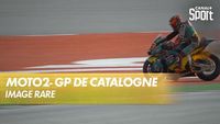 La moto d'Augusto Fernández prend feu