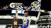 Recap: Chase Elliott walks off as Kevin Harvick is eliminated at Martinsville
