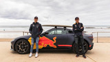 Surf en Australia con Max Verstappen y Pierre Gasly