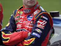 Jeff Gordon on pole at Chicagoland Jeff Gordon on pole at Chicagoland