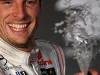 Button takes Australian GP with shrewd strategy Button takes Australian GP with shrewd strategy