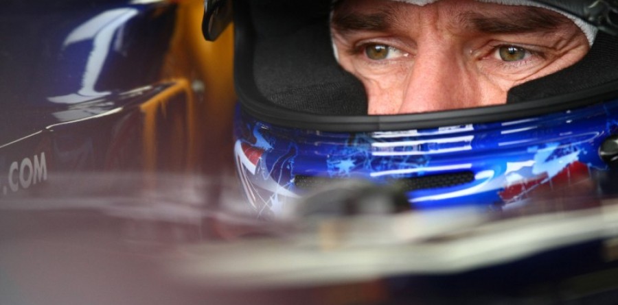 Vettel takes emphatic pole in Australia Vettel takes emphatic pole in Australia
