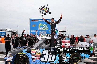 Larson claims his first truck win at Rockingham