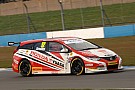 Shedden steals race 3 win with thrilling last-lap pass on Turkington Shedden steals race 3 win with thrilling last-lap pass on Turkington
