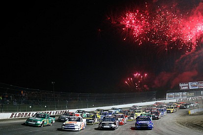 How did Tony Stewart and crew make Eldora's surface so racy?